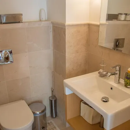 Villa Bethany, Lavanta,