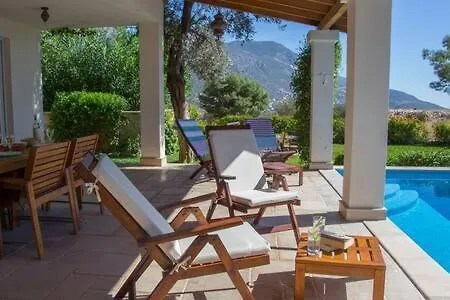 Villa Bethany, Lavanta, *