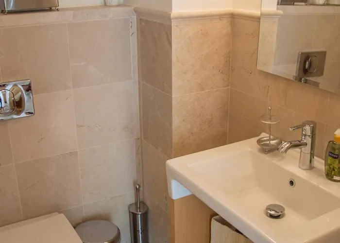 Villa Bethany, Lavanta,